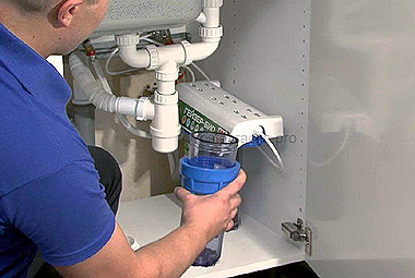 Как выполняется ремонт фильтров для системы очистки воды
